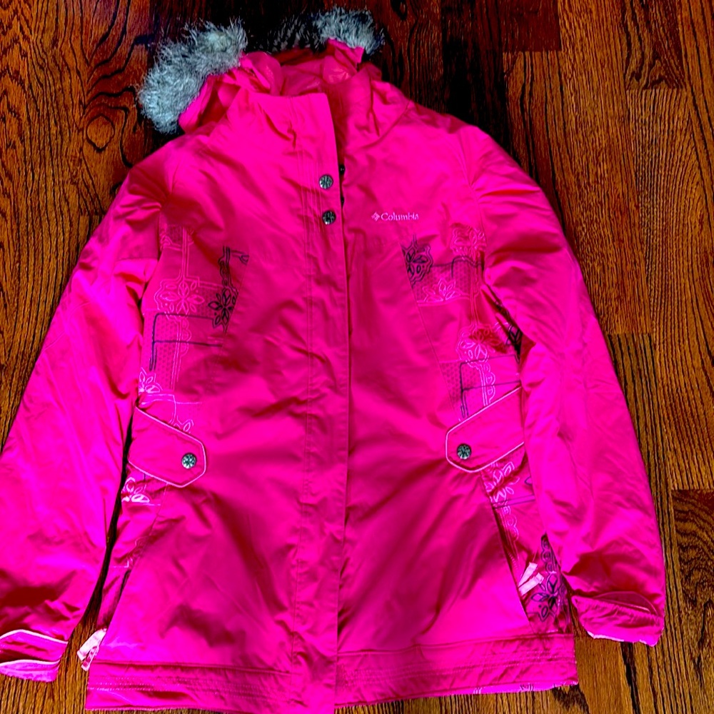 Youth girl size 18/20 winter/ ski/snowboarding Columbia jacket